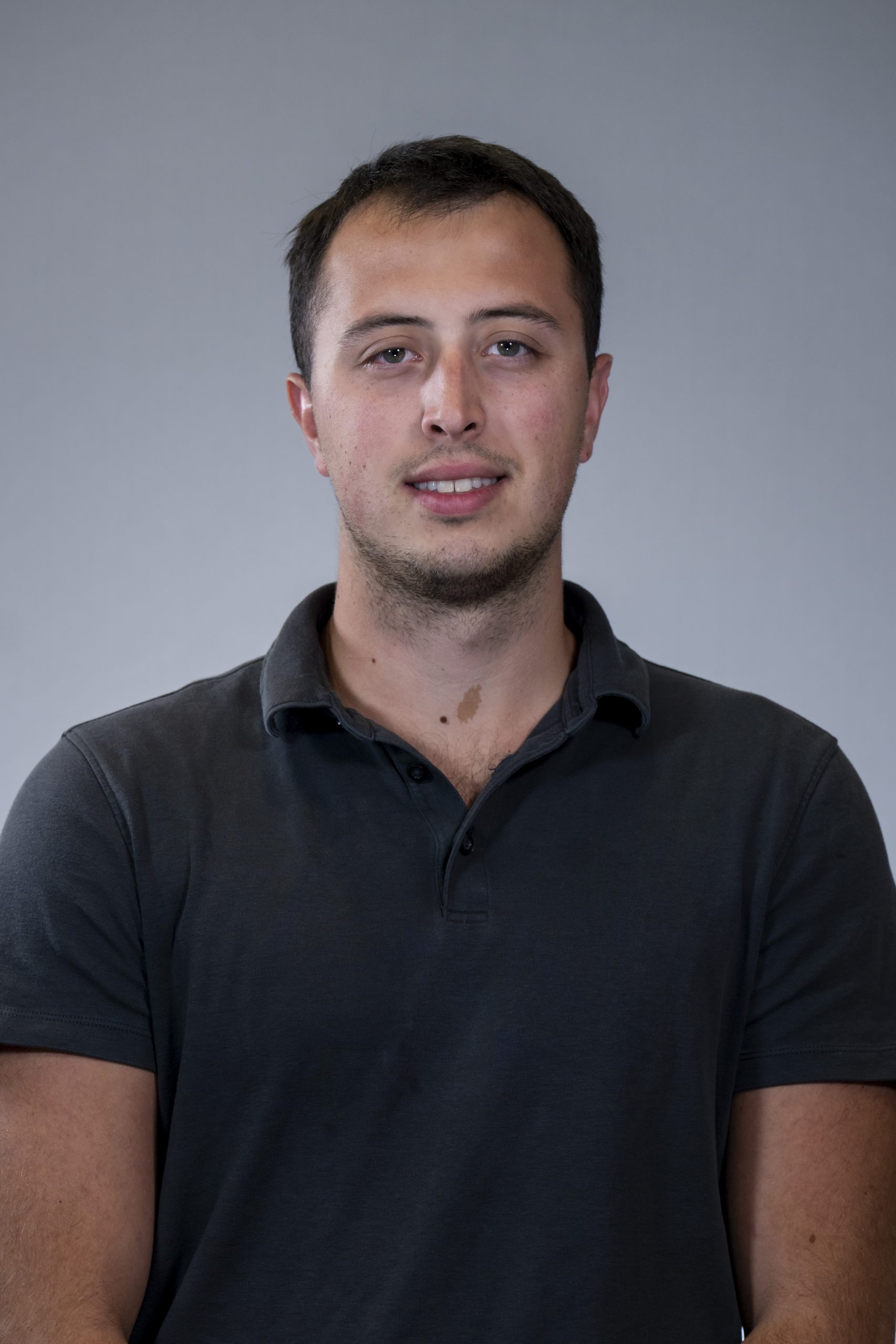 Evan Guerrera Headshot Photo
