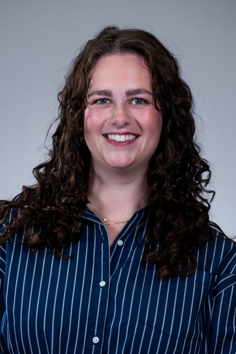 Julia Szczech Headshot Photo